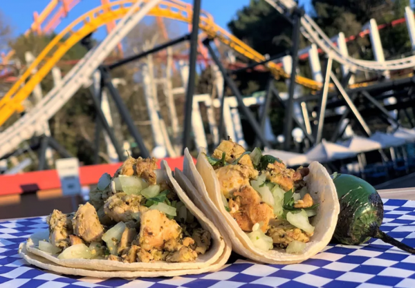 美國男子7年來買包膳食遊樂園全年票,成功買房成人生贏家 美國男子7年來買包膳食遊樂園全年票,成功買房成人生贏家