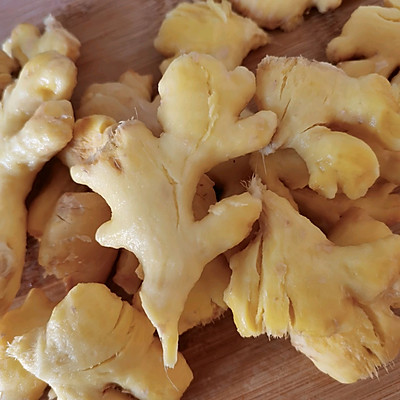 讓冬天不再冷的美味“豬腳姜” 讓冬天不再冷的美味“豬腳姜”