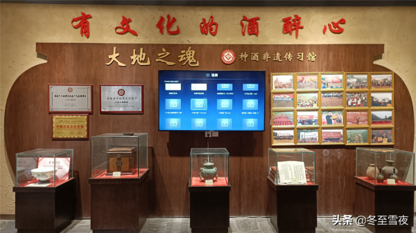 月入3000喝什麼酒合適？酒精酒堅決不能喝，這幾款純糧酒值得擁有