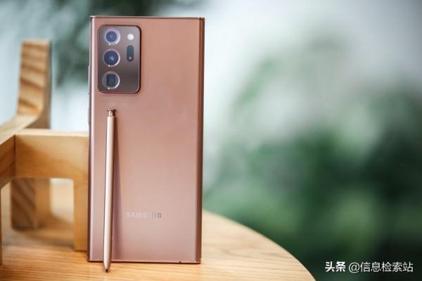 三星有點莽撞，12&plus;256G直接降2200元，鐵了心反擊國產