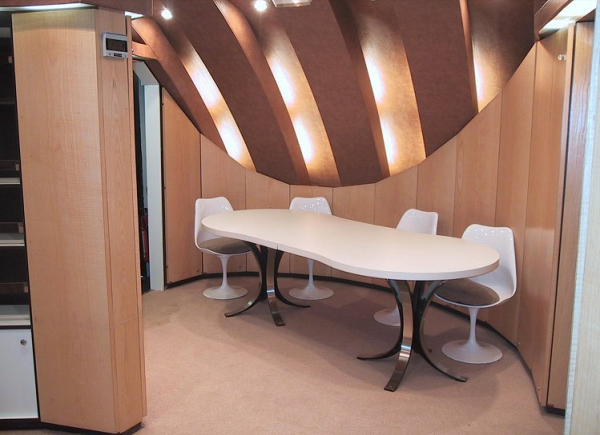 法國戰略核潛艇有多豪華？颱風級跟它比起來，就是一個縣城招待所