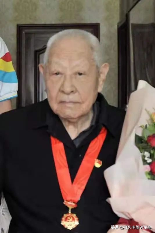 炮兵第一師參加抗日戰爭，解放戰爭，抗美援朝老戰友風采錄專集