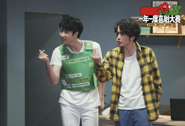 《一年一度喜劇大賽》需要搭配熱搜一起看，要不然觀眾會自我懷疑