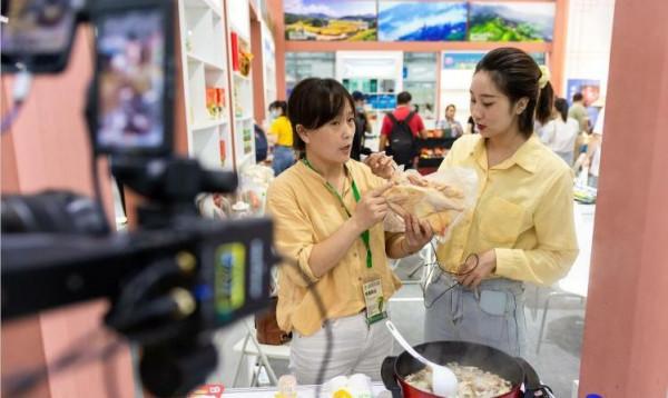 綠博會上讀懂“數字農業”DC展館引領農業科技風