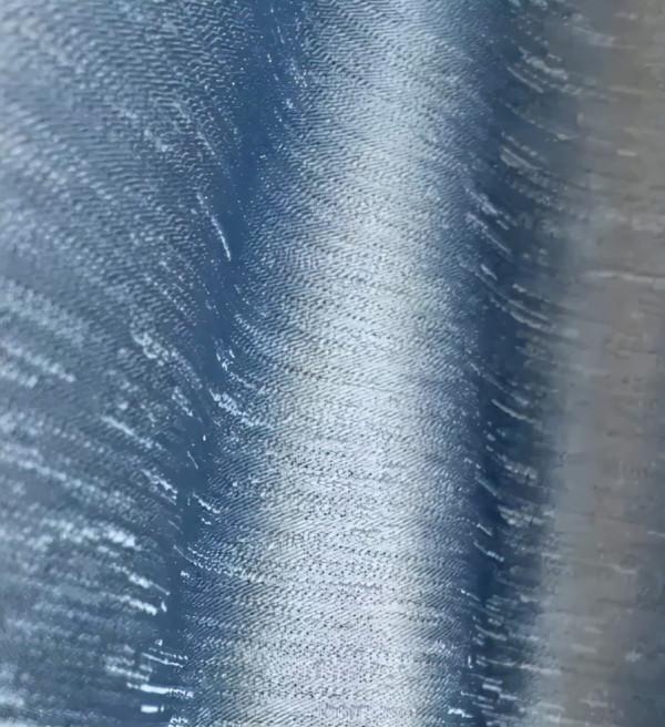 「實拍」時尚窗簾配色——藏青藍+海棠紅