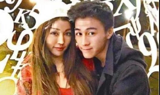 16歲出道的By2為何一直不紅?看完她們做過的這些事,就不奇怪了 16歲出道的By2為何一直不紅?看完她們做過的這些事,就不奇怪了