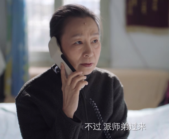 《突圍》成演技“照妖鏡”:戲骨演技驚豔四座,年輕演員讓人齣戲 《突圍》成演技“照妖鏡”:戲骨演技驚豔四座,年輕演員讓人齣戲