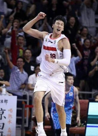 廣東男籃全運會首場比賽面對山東隊,會派出怎樣的首發陣容呢? 廣東男籃全運會首場比賽面對山東隊,會派出怎樣的首發陣容呢?