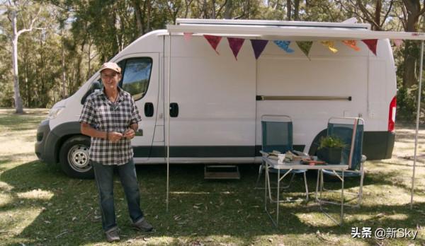 64歲姑娘賣房去流浪，把全世界裝進僅8㎡家：希望我老了能這麼酷