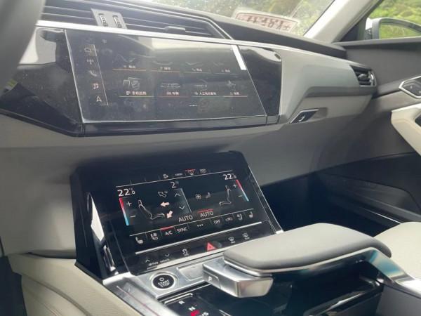 試駕奧迪e-tron Sportback:充電40分鐘,撒歡爬了座3200米高的山 試駕奧迪e-tron Sportback:充電40分鐘,撒歡爬了座3200米高的山