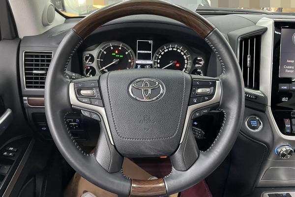 4年的豐田酷路澤賣家說全車原版,檢測師:這車調錶了,證據確鑿 4年的豐田酷路澤賣家說全車原版,檢測師:這車調錶了,證據確鑿