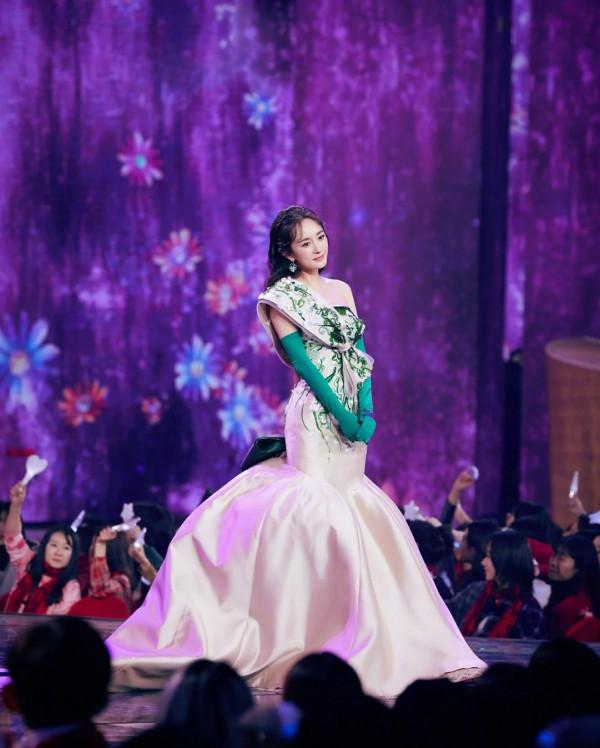 沒有任何缺點的女明星—楊冪