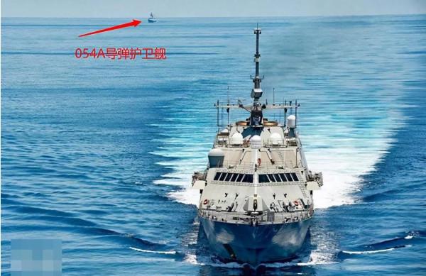 首見054A極近距離對峙美國瀕海艦，發揚海上拼刺刀精神，寸土不讓