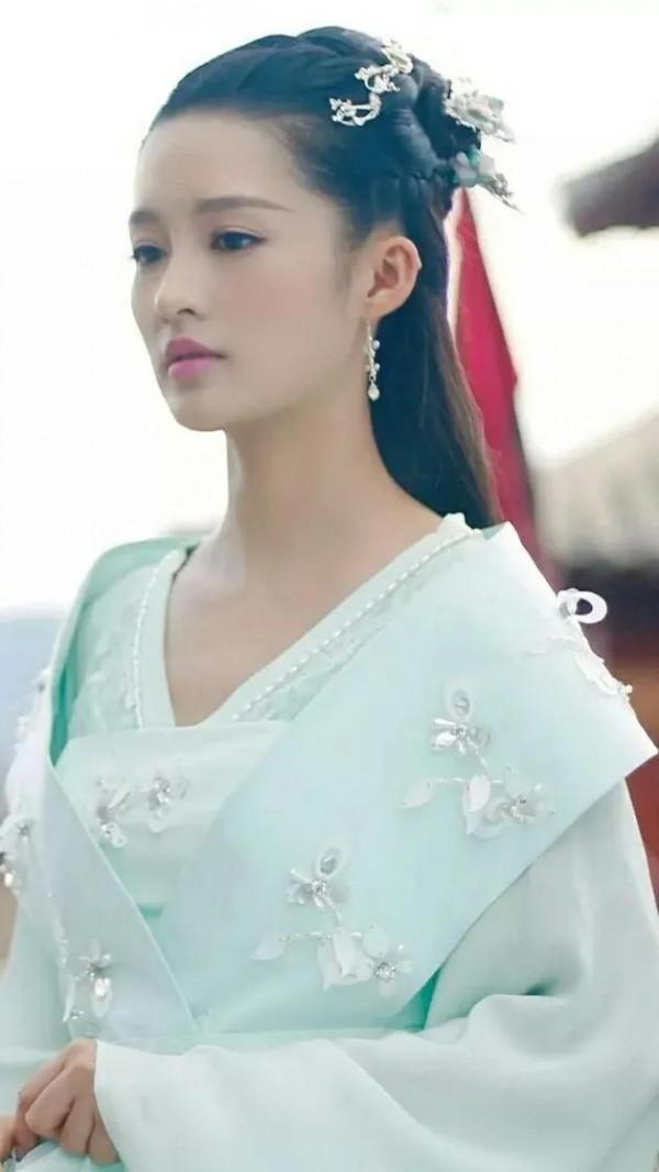 李沁古裝美圖