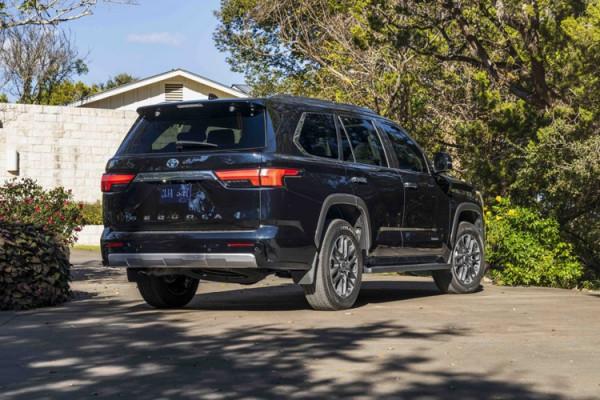 一車傳三代，新一代紅杉首發，全繫上混動