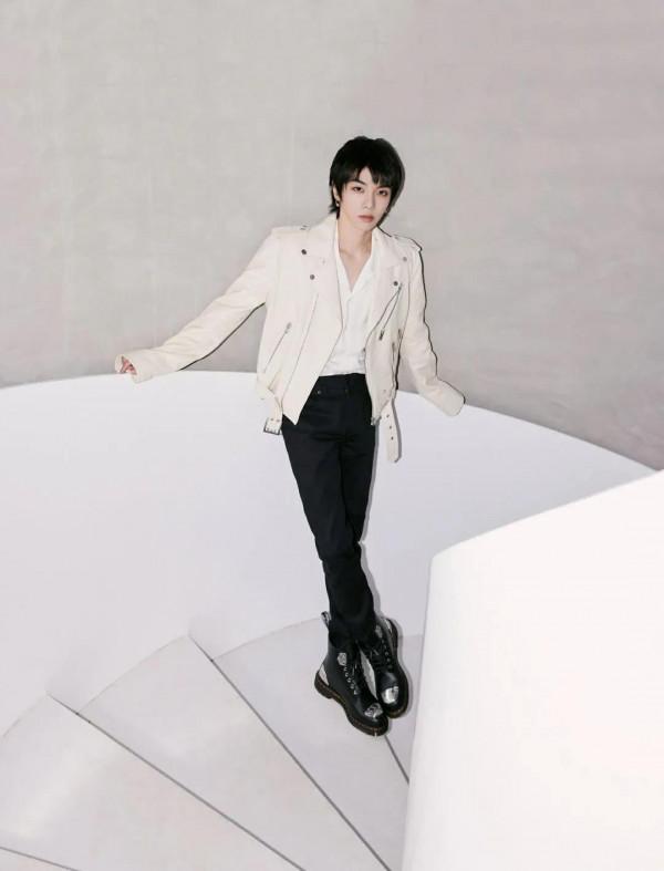 華晨宇 帥氣寫真 華晨宇 帥氣寫真