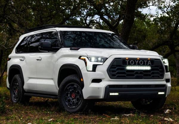 配3.4T+10AT，三種外觀五個配置，全尺寸巨獸豐田紅杉換代