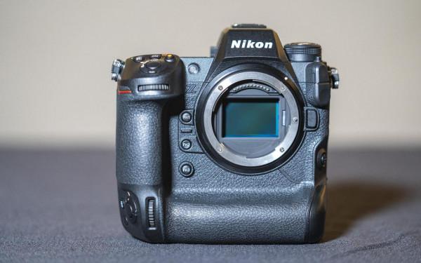 索尼、佳能和尼康最近新上市的三款微單超強機:誰更值得入手? 索尼、佳能和尼康最近新上市的三款微單超強機:誰更值得入手?