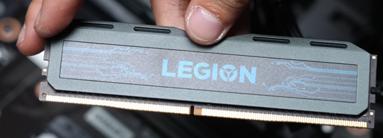 拆顯示卡的品牌機能買嗎?聯想拯救者刃7000P到底值不值? 拆顯示卡的品牌機能買嗎?聯想拯救者刃7000P到底值不值?