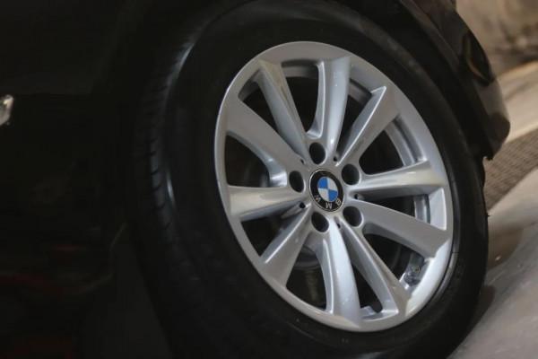 怪獸修車：翻新一輛13年的二手寶馬5系，耗時25天完美復活它