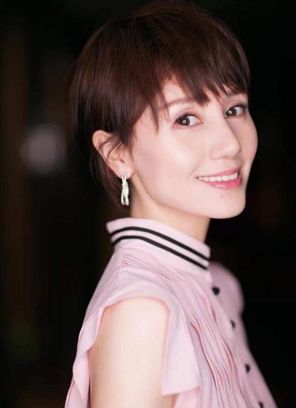 袁泉的痴愛與淚水：離婚的公婆也是我的親人，解開老公多年的心結