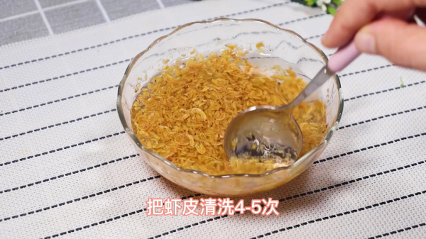 最長個的早餐，一口吃進10種營養，補鈣又補鐵，秋季必收藏的輔食