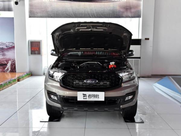 扭矩超過450牛米,帶四驅且空間不錯的合資SUV,實拍撼路者 扭矩超過450牛米,帶四驅且空間不錯的合資SUV,實拍撼路者