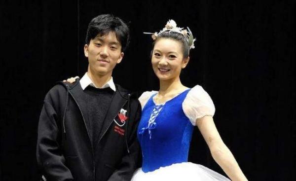 張藝謀長子張壹男：17歲拿獎被父親誇讚，張末帶來的壓力逼我成長