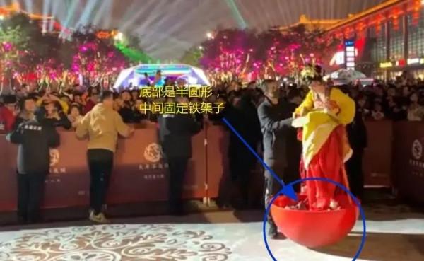 爆紅2年,那個一人帶火一座城的不倒翁小姐姐,卻因全運會被罵上了熱搜... 爆紅2年,那個一人帶火一座城的不倒翁小姐姐,卻因全運會被罵上了熱搜...