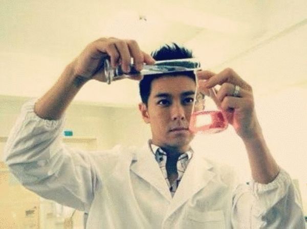 初代偶像劇男主今昔狀況對比:有人直播被罵哭,有人整年沒收入 初代偶像劇男主今昔狀況對比:有人直播被罵哭,有人整年沒收入