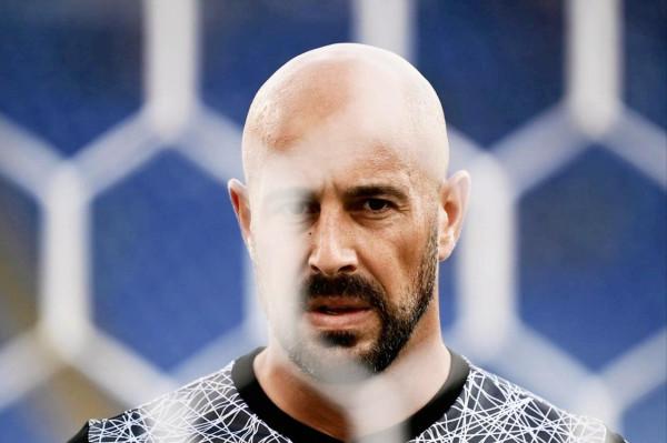 很多人的青春沒了，他們的卻沒完沒了，盤點足壇那些還在踢的名將