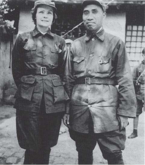 1979年鄧小平訪美，一老太找到他：這有封毛澤東42年前寫給你的信