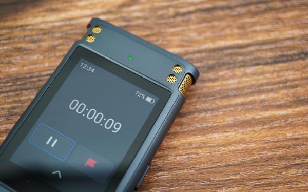 訊飛智慧錄音筆 SR302 Pro 動手玩:完全離線也能實時轉寫 訊飛智慧錄音筆 SR302 Pro 動手玩:完全離線也能實時轉寫