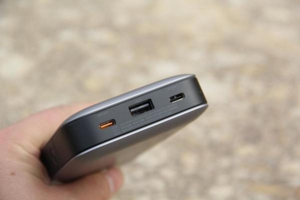 200W大功率+25000mAh大容量:紫米20號 200W大功率+25000mAh大容量:紫米20號