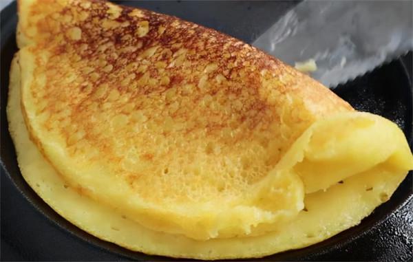 陝西名小吃“攤黃兒”的傳統做法，手不沾面簡單快速，看著真香