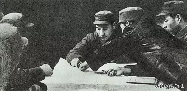 林彪六大戰術，打出來的經驗！主席問：“一點兩面”什麼意思
