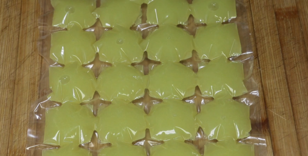 生薑放入絞肉機，想不到作用這麼厲害，簡單又實用，太棒了