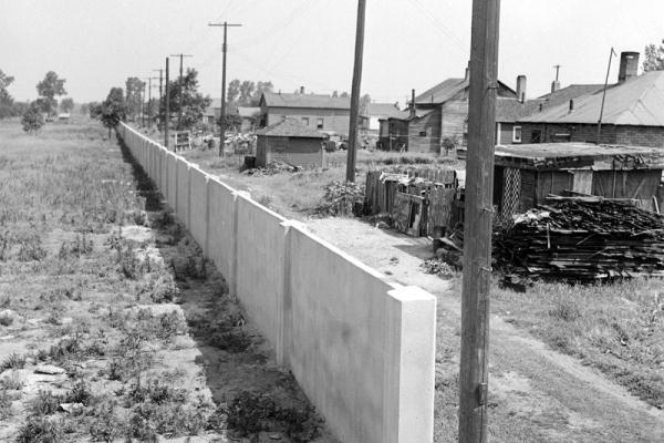 衛星調查:隔離之牆 衛星調查:隔離之牆