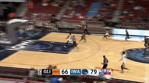 曾凡博上演NBA發展聯盟首秀!釘板大帽+正負值全隊第一 曾凡博上演NBA發展聯盟首秀!釘板大帽+正負值全隊第一