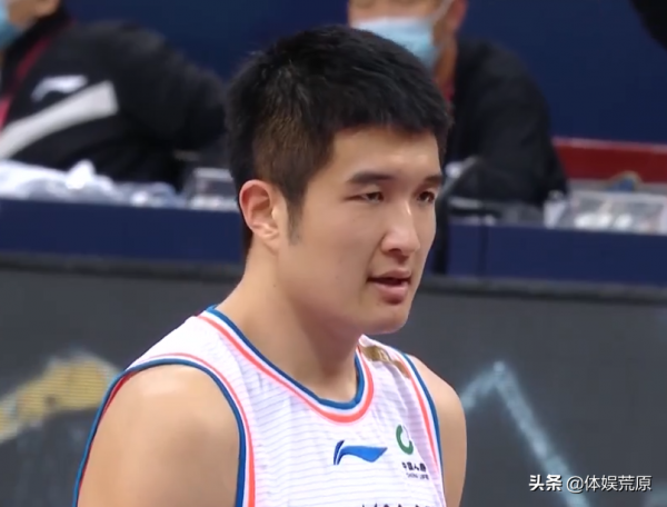 CBA新秀最佳陣容,餘嘉豪穩坐“釣魚臺”,兩名記者贊其追姚明 CBA新秀最佳陣容,餘嘉豪穩坐“釣魚臺”,兩名記者贊其追姚明