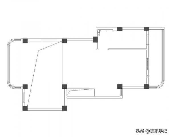 這位女主很有眼光，買下被人嫌棄的頂樓，結果裝修後被超多人羨慕