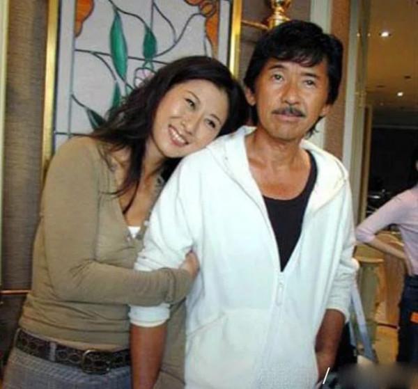 師徒戀，婚後分房睡，歌壇“楊過小龍女”結婚24年，活成神仙眷侶