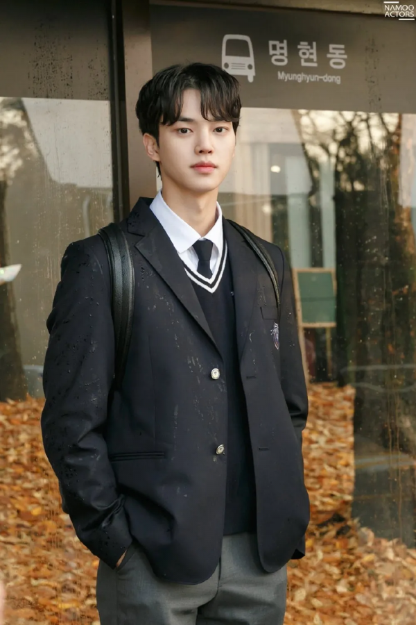 軟萌弟弟變成漫撕肌肉帥哥？這些男星健身後的身材太迷人了