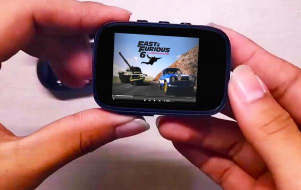 在2021年體驗一款全面屏MP4，設計很老套，這個舊功能有新玩法