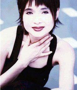 這些年削骨的女明星臉還好嗎?後遺症一大堆,有些都開始崩了 這些年削骨的女明星臉還好嗎?後遺症一大堆,有些都開始崩了