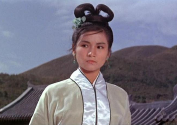 這7位老牌女港星，年輕時風華絕代，50歲後卻“面目全非”