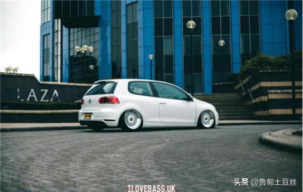 「轂銳馳」金色BBS讓大眾高爾夫的改裝簡約而不簡單