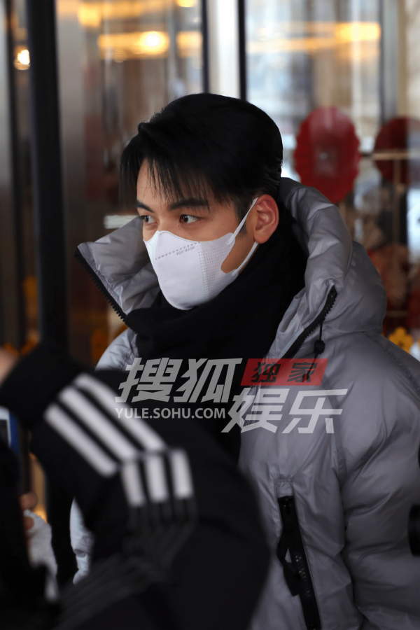 2022央視春晚第二次聯排 賈玲張小斐馬麗沙溢等現身