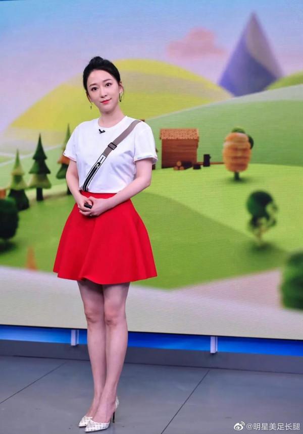 羅希 浙江衛視主持人 &ZeroWidthSpace;&ZeroWidthSpace;&ZeroWidthSpace; 主持現場照