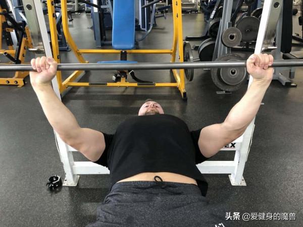 臥推沒感覺？這樣練，讓胸肌&OpenCurlyDoubleQuote;開掛增長&rdquo;